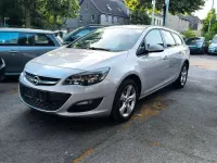 Gebraucht Opel Astra Style 110 PS (80 kW) 2015 Argon silber/ice silver (m2) Kombi