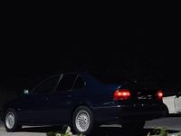 Gebraucht BMW 523 170 PS (125 kW) 1998 Blau Limousine