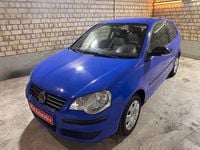 Używany VW Polo Trendline 54 KM (39 kW) 2005 Niebieski Hatchback
