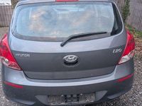 Gebraucht Hyundai i20 86 PS (63 kW) 2014 Grau Kleinwagen