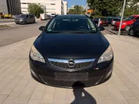Gebraucht Opel Astra Design Edition 165 PS (121 kW) 2012 Schwarz Kombi