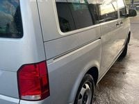 Second-hand VW Multivan 150 CP (110 kW) 2020 Argintiu Monovolum