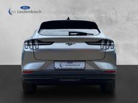Gebraucht Ford Mustang Mach-E Extended Range 216 kW (294 PS) 2021 Iconicsilber metallic SUV