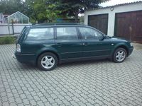 Gebraucht VW Passat 101 PS (74 kW) 1998 Grün Kombi
