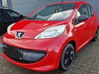 Gebraucht Peugeot 107 68 PS (50 kW) 2008 Rot Kleinwagen