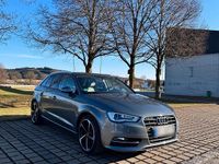 Gebraucht Audi A3 Comfort 150 PS (110 kW) 2015 Grau Limousine