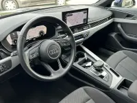 Second-hand Audi A4 Advanced 204 CP (150 kW) 2023 Albastru Berlinǎ