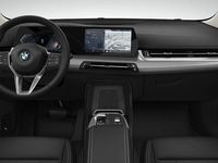 Gebraucht BMW 220 Active Tourer Luxury Line 170 PS (125 kW) 2025 Weiß Van / Kleinbus