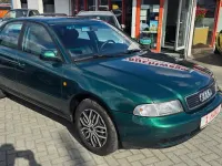Usata Audi A4 90 CV (66 kW) 1998 Verde Berlina