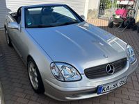 Gebraucht Mercedes SLK200 163 PS (119 kW) 2002 Silber Cabrio