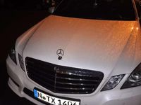 Gebraucht Mercedes E220 170 PS (125 kW) 2012 Schwarz Limousine
