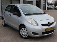 Gebraucht Toyota Yaris Cool 69 PS (50 kW) 2010 Silber Kleinwagen