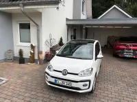 Gebraucht VW up! high up! 90 PS (66 kW) 2016 Weiß Kleinwagen