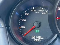 Gebraucht Porsche Macan 245 PS (180 kW) 2021 Weiß SUV