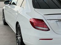 Gebraucht Mercedes E200 184 PS (135 kW) 2016 Weiß Limousine