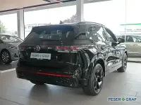 Neu VW Tiguan R-line 150 PS (110 kW) 2026 Grenadillschwarz metallic SUV