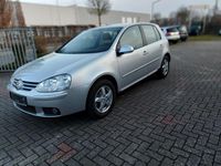 Gebraucht VW Golf V 102 PS (75 kW) 2007 Silber Limousine