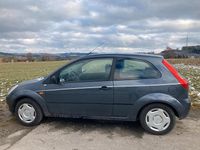 Gebraucht Ford Fiesta 70 PS (51 kW) 2005 Grau Kleinwagen