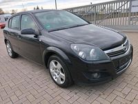Gebraucht Opel Astra Innovation 116 PS (85 kW) 2008 Saphirschwarz mi2 Kleinwagen