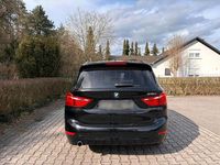 Gebraucht BMW 216 116 PS (85 kW) 2016 Schwarz Kombi