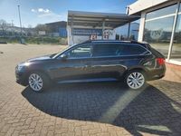 Gebraucht Skoda Superb Ambition 150 PS (110 kW) 2024 Schwarzmagic perleffekt Kombi