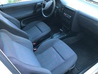Gebraucht VW Polo 60 PS (44 kW) 1999 Weiß Limousine