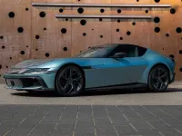 Neu Ferrari 12 Cilindri 829 PS (609 kW) 2025 Blau Coupé
