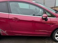 Gebraucht Ford Fiesta Titanium 97 PS (71 kW) 2011 Violett Limousine