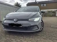 Gebraucht VW Golf VIII Active 116 PS (85 kW) 2021 Grau Limousine