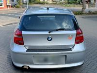 Gebraucht BMW 118 143 PS (105 kW) 2007 Silber Kleinwagen