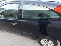 Gebraucht Ford Focus 75 PS (55 kW) 2002 Schwarz Kleinwagen