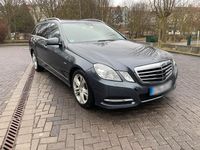 Gebraucht Mercedes E350 265 PS (194 kW) 2011 Grau Kombi