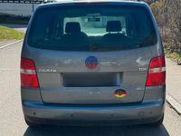 Gebraucht VW Touran 105 PS (77 kW) 2005 Grau Van / Kleinbus