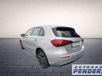 Gebraucht Mercedes A200 Progressive 177 PS (130 kW) 2023 Silber Limousine