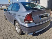 Gebraucht BMW 318 116 PS (85 kW) 2003 Silber Limousine