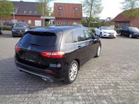Gebraucht Mercedes B180 Progressive 136 PS (100 kW) 2019 Schwarz Van / Kleinbus