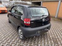 Gebraucht VW Fox Basis 54 PS (39 kW) 2009 Schwarz Kleinwagen