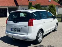 Gebraucht Peugeot 5008 Active 150 PS (110 kW) 2015 Weiß Van / Kleinbus