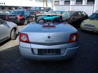Gebraucht Renault Mégane Cabriolet Avantage 111 PS (81 kW) 2007 Silber Cabrio