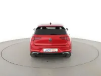 Gebraucht VW Golf VIII Active 2022 Rot Limousine