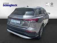 Gebraucht Audi Q4 e-tron Advanced 150 kW (204 PS) 2023 Taifungrau SUV