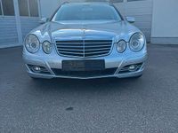 Gebraucht Mercedes E200 Avantgarde 184 PS (135 kW) 2006 Silber Kombi