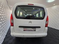 Gebraucht Citroën Berlingo Feel 99 PS (72 kW) 2017 Weiß Van / Kleinbus
