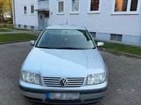 Gebraucht VW Bora 75 PS (55 kW) 2000 Grau Limousine