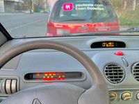 Gebraucht Renault Twingo 58 PS (42 kW) 2003 Silber Kleinwagen