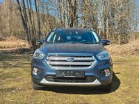 Gebraucht Ford Kuga Cool & Connect 150 PS (110 kW) 2019 Blau SUV