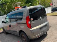 Gebraucht Opel Combo 105 PS (77 kW) 2012 Grau Van / Kleinbus