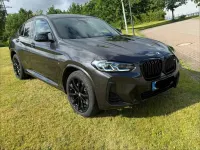 Gebraucht BMW X4 M Sport 360 PS (264 kW) 2024 Schwarz SUV