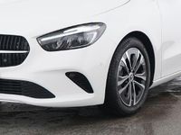 Gebraucht Mercedes B200 Progressive 163 PS (119 kW) 2024 Weiß Van / Kleinbus