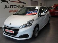 Gebraucht Peugeot 208 Allure 102 PS (75 kW) 2019 Weiß Kleinwagen